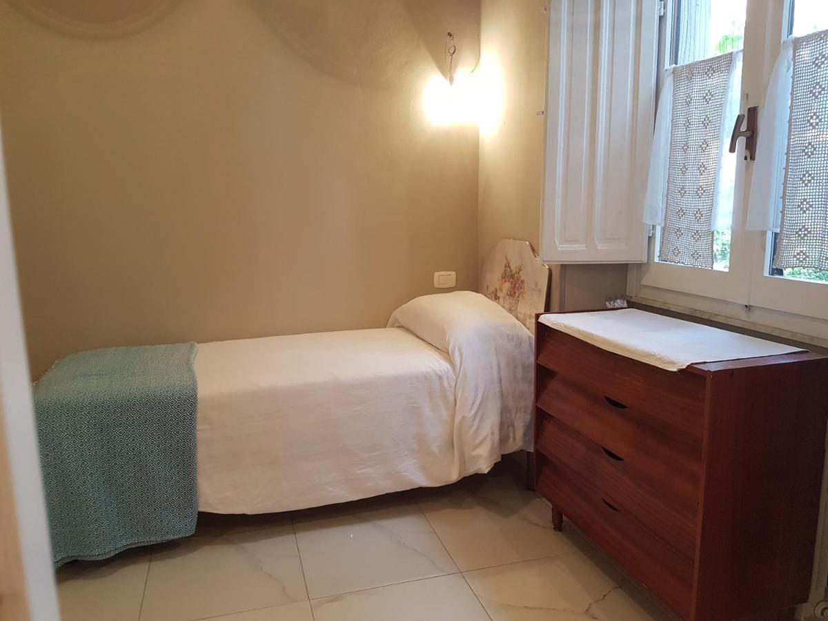 Villa Liberty Ofelia Locazioni Brevi Каляри Екстериор снимка